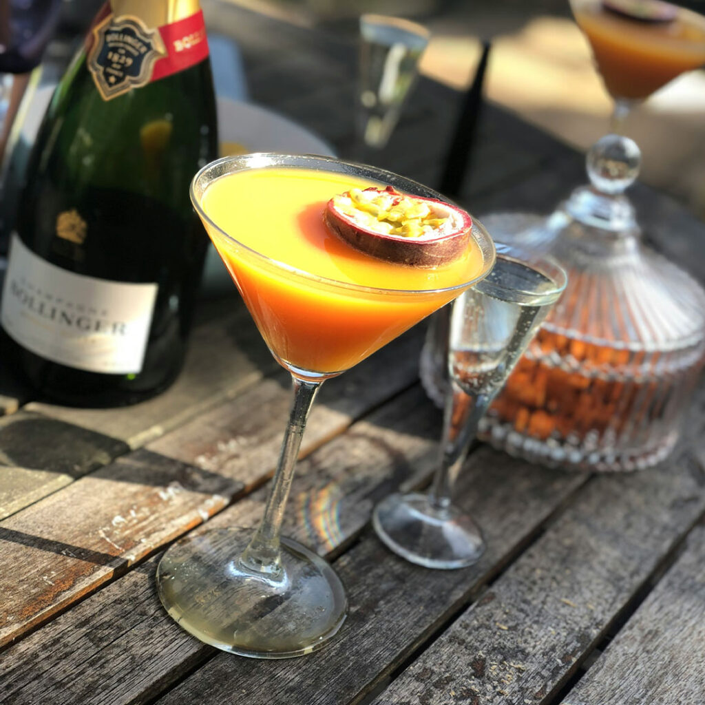 koktajl z marakują i prosecco