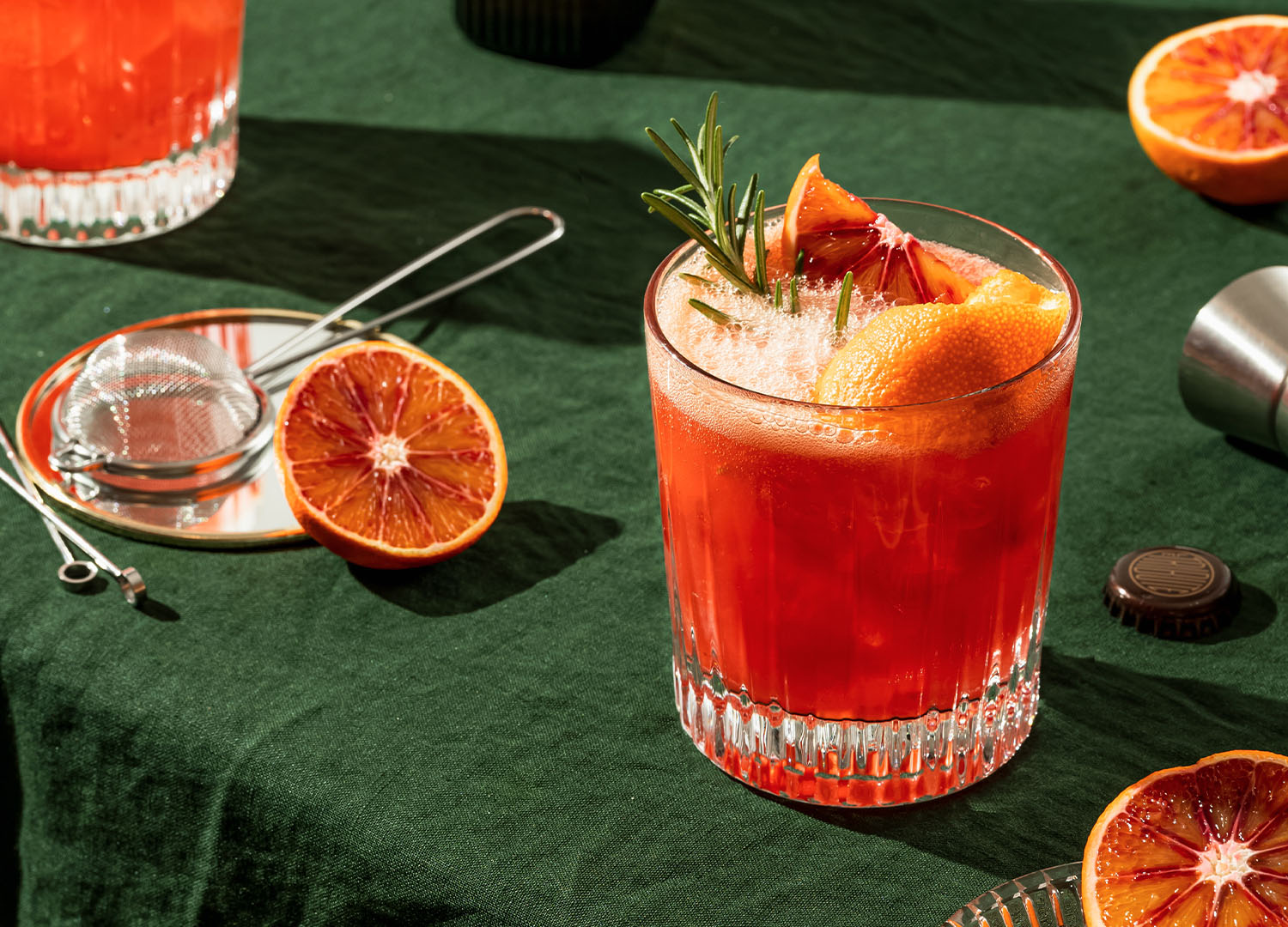 Co to jest aperitif? Przepisy, najlepsze koktajle, zasady picia.